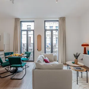  Apartment Sweet - Enseignement