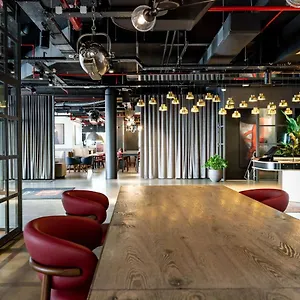 Hotell Radisson Red, Bryssel
